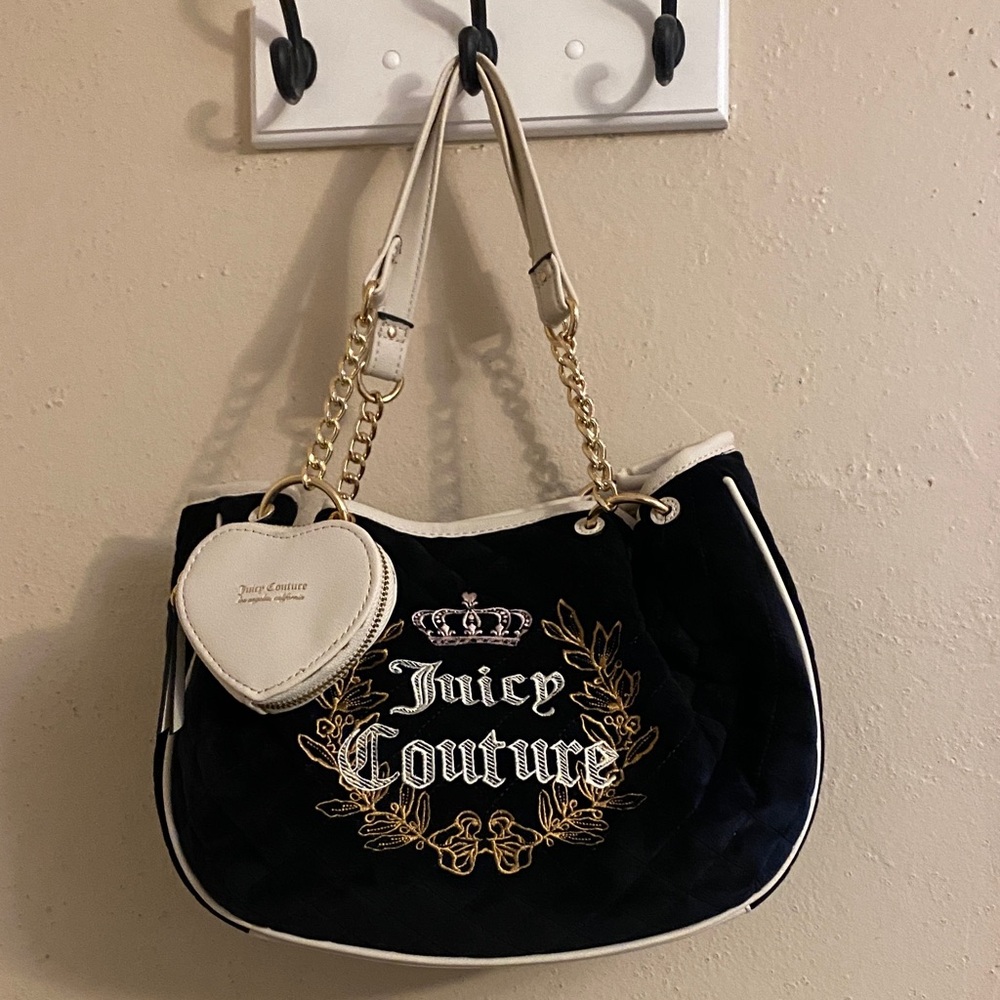 Juicy Couture Royal  Moments